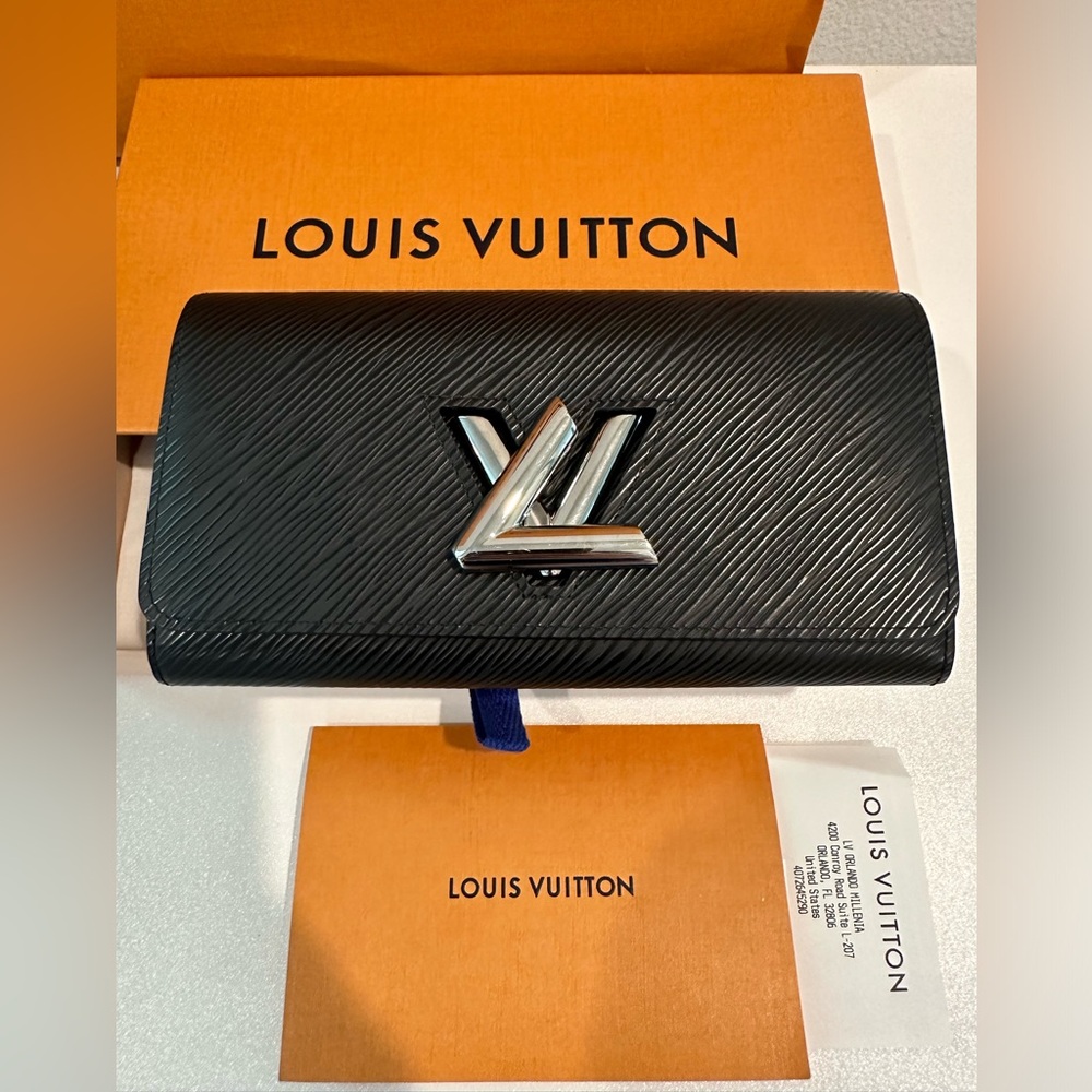 M68309 Louis Vuitton Epi Twist women's wallet